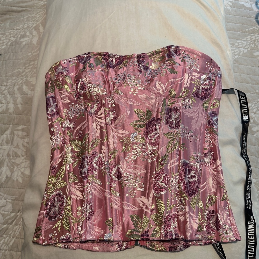 PrettyLittleThing Floral Corset Top